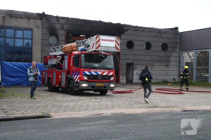 Brand in pand industrieterrein