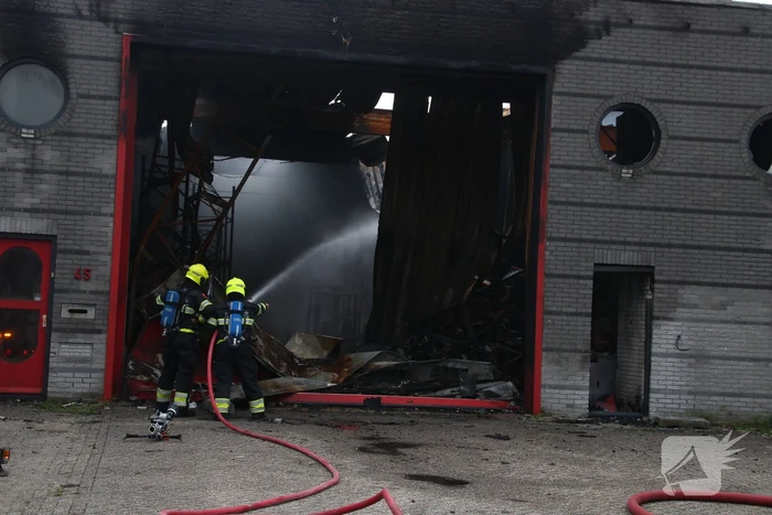 Brand in pand industrieterrein