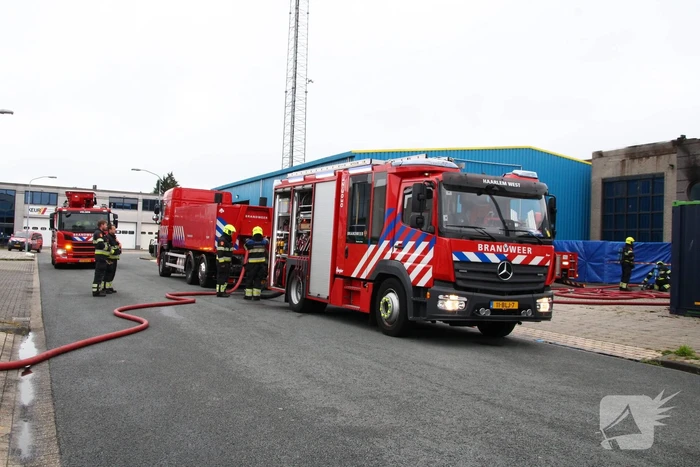 Brand in pand industrieterrein