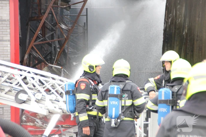 Brand in pand industrieterrein