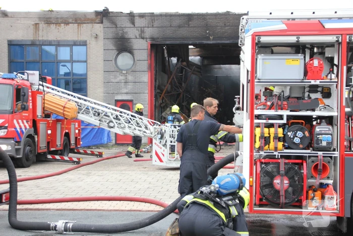 Brand in pand industrieterrein