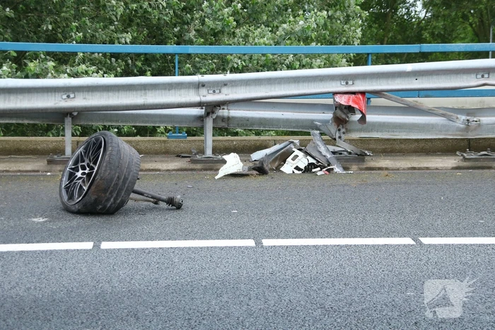 Sportwagen total-loss door eenzijdig ongeval