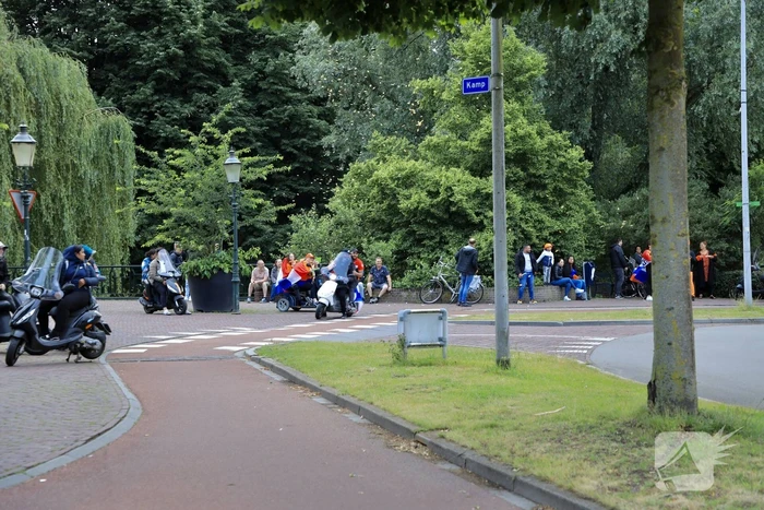 Oranjefans vieren opnieuw feest na derde EK zege