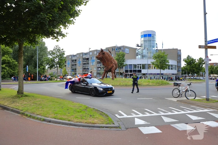 Oranjefans vieren opnieuw feest na derde EK zege