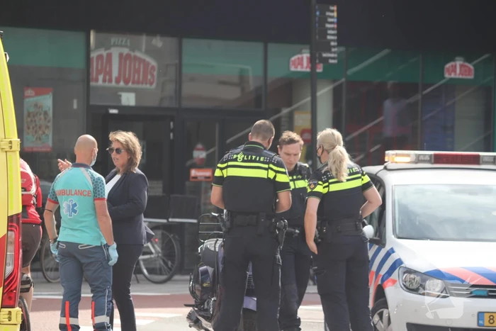 Persoon gewond bij aanrijding op oversteek