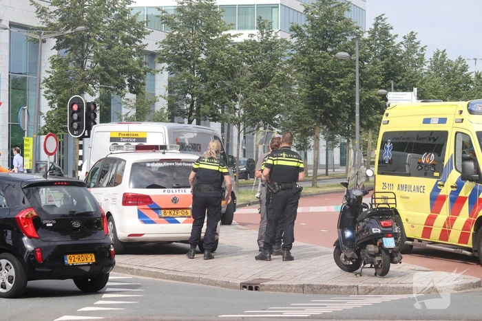 Persoon gewond bij aanrijding op oversteek