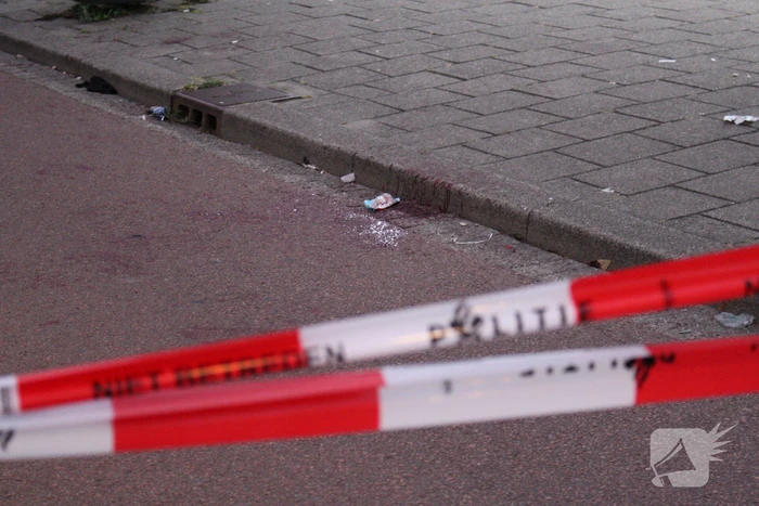 Twee ernstige gewonden bij steekpartij