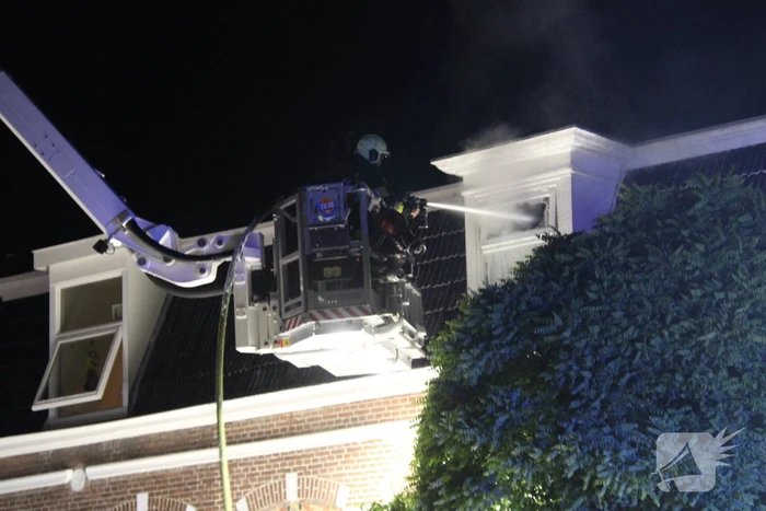 Uitslaande brand in woning
