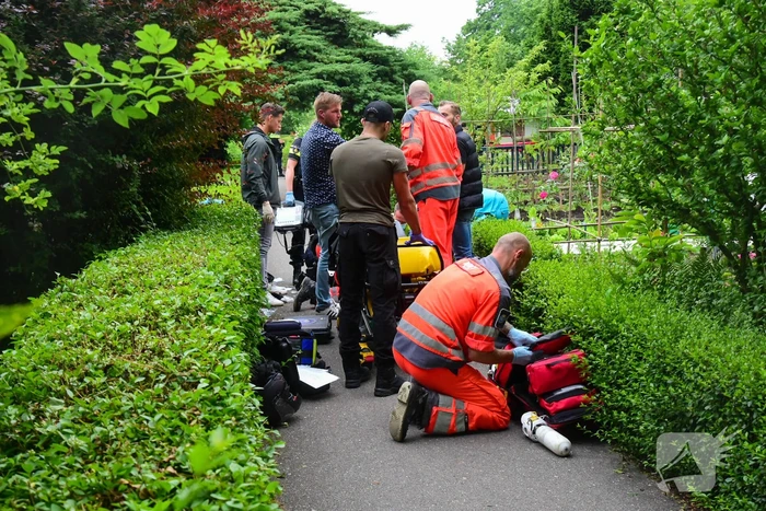 Zwaargewonde (43) bij steekincident op volkstuinencomplex