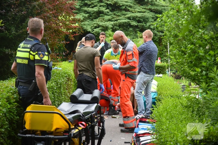 Zwaargewonde (43) bij steekincident op volkstuinencomplex