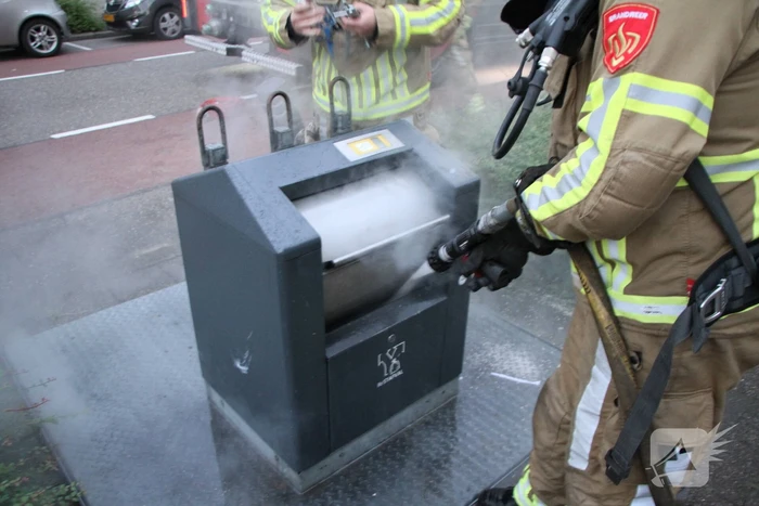 Buurtbewoners doen bluspoging