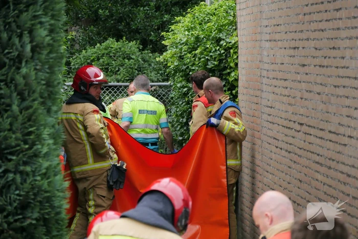 Persoon overleden bij brand in schuur
