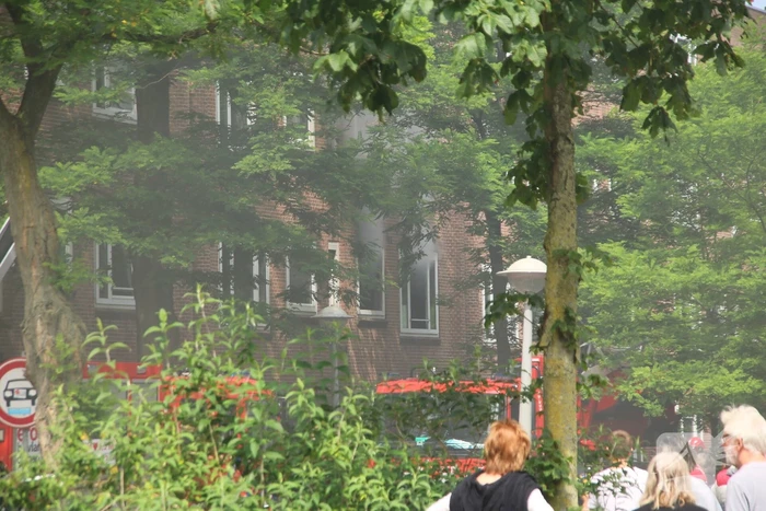 Veel rook bij brand in appartement