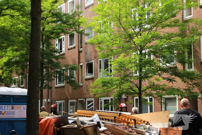 Veel rook bij brand in appartement