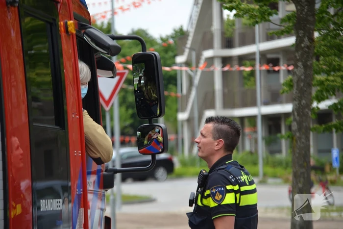 Beginnende autobrand geblust met fles water