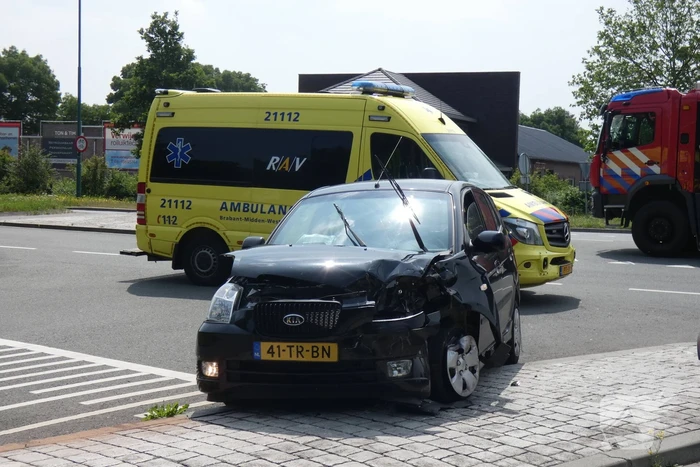 Schade bij aanrijding op kruising