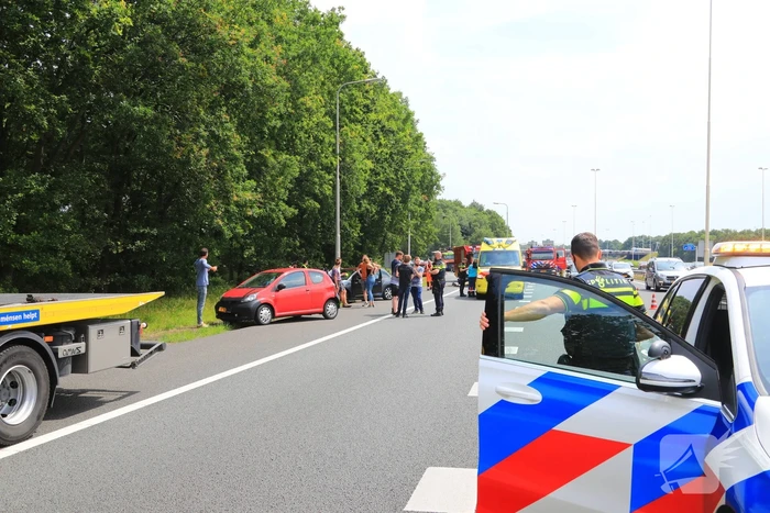 Meerdere voertuigen betrokken bij kop-staart botsing
