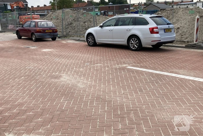 Kop-staart botsing tussen twee auto's
