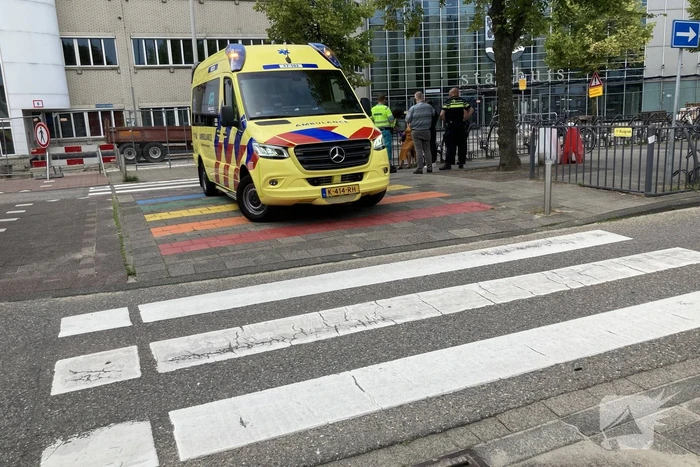 Kop-staart botsing tussen twee auto's