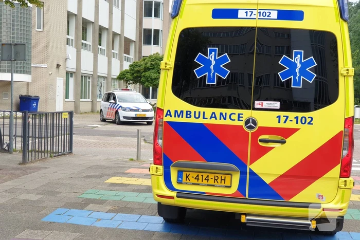 Kop-staart botsing tussen twee auto's