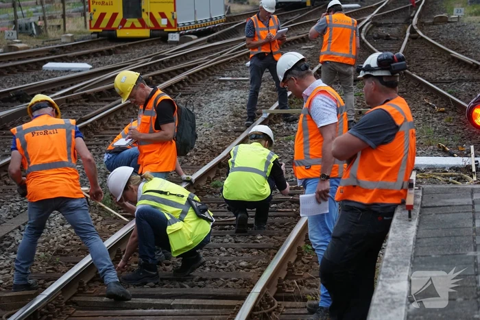 Trein ontspoort na vertrek