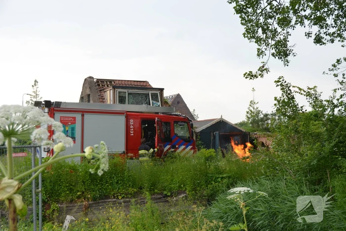 Brandweer blust hevige buitenbrand
