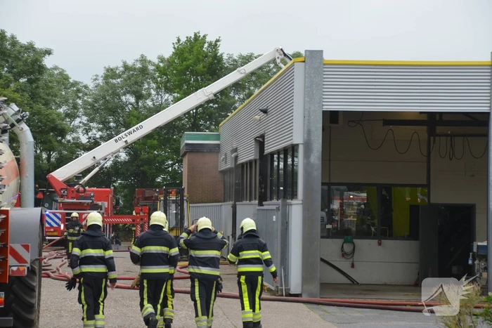 Grote brand in loods van Bos Mechanisatie