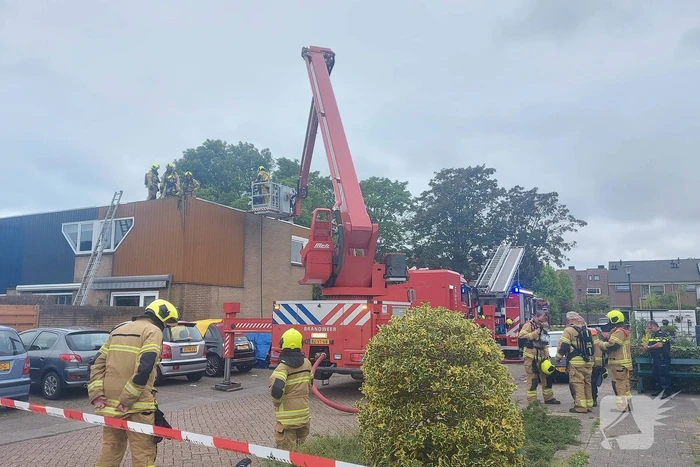 Brand op dak van woning door werkzaamheden