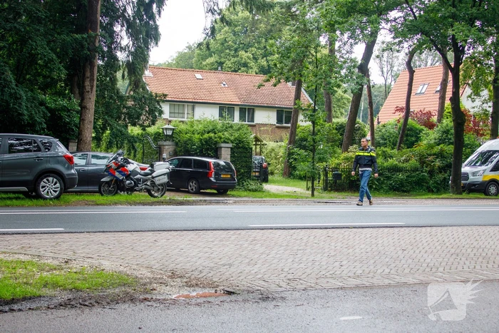 Aanhouding bij aantreffen hennepkwekerij in villa
