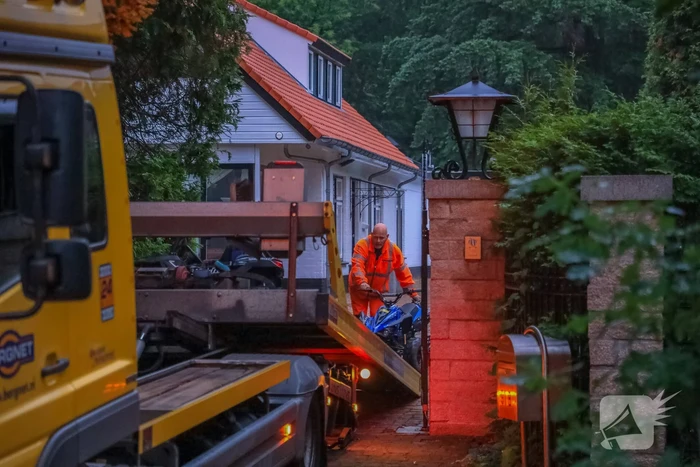 Aanhouding bij aantreffen hennepkwekerij in villa