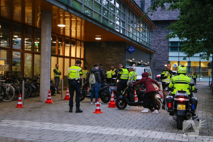 Aanhoudingen tijdens grote scooter controle