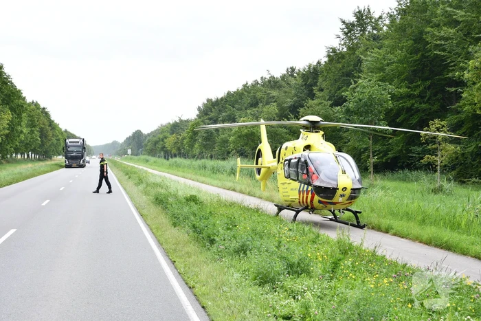 Wielrenner ernstig gewond na verkeersongeval