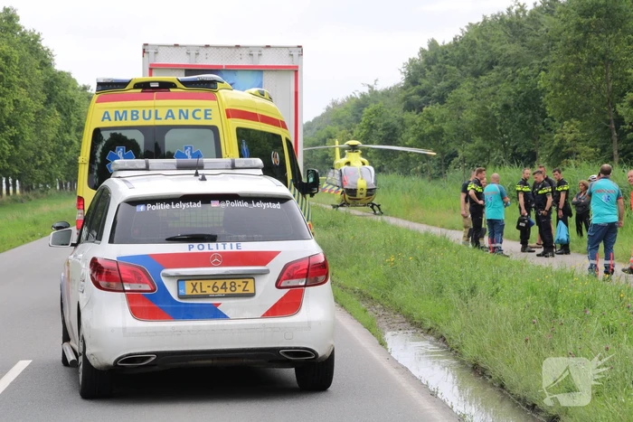 Wielrenner ernstig gewond na verkeersongeval