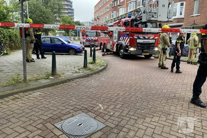 Veel rook uit benedenwoning door brand