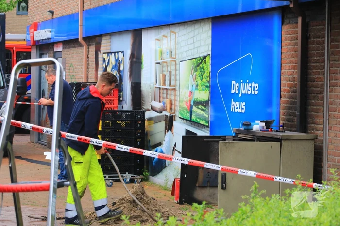 Markt zonder stroom na brand in elektriciteitskast