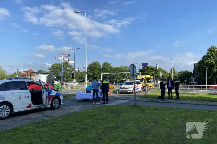 Fietsster gewond door botsing met maaltijdbezorger