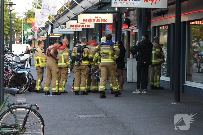 Brandweer doet onderzoek naar gaslucht