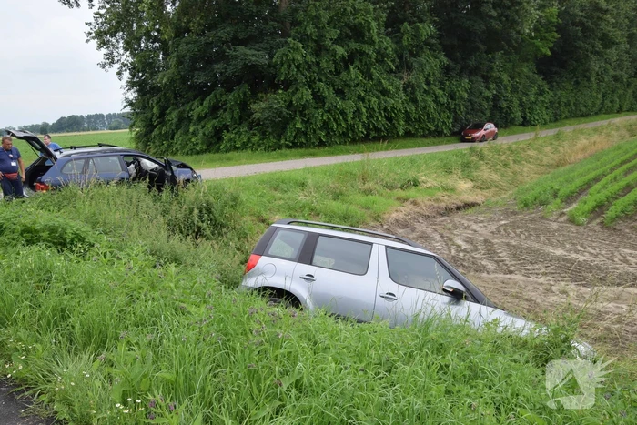 Auto in de sloot na ongeval