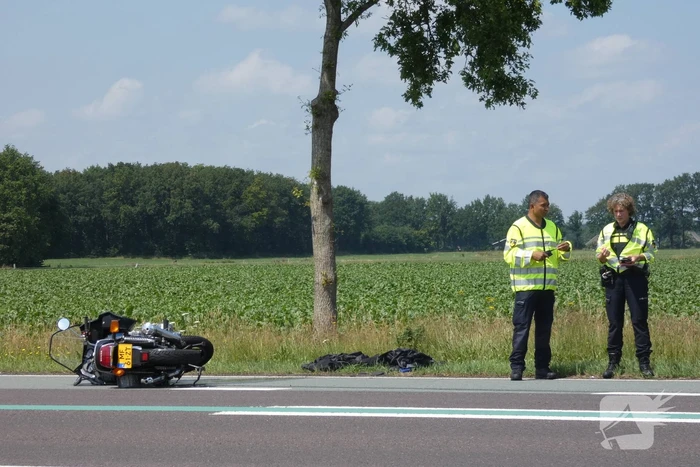 Motorrijder gewond bij botsing op camper