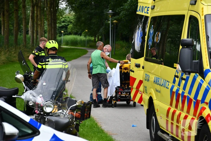 Man gewond na val met scooter