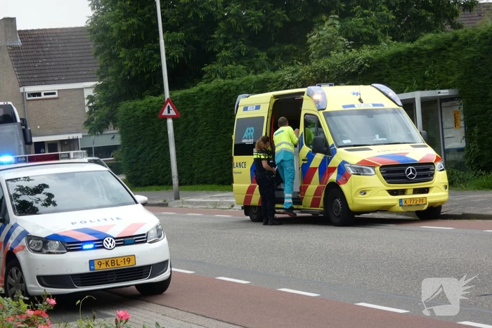 Scooterrijder gewond bij botsing met lijnbus