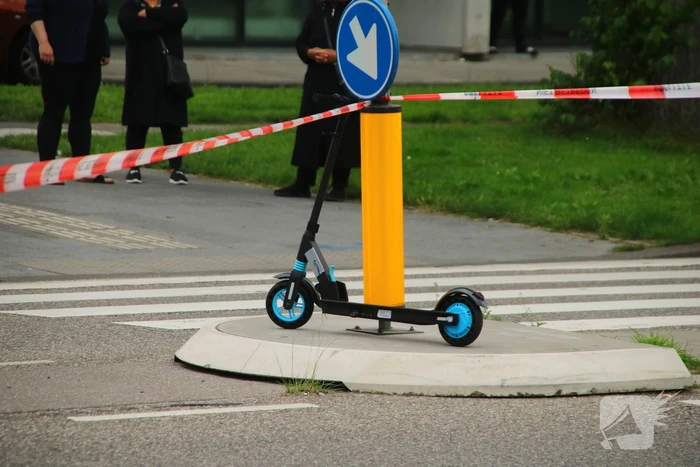 Persoon op step aangereden door auto