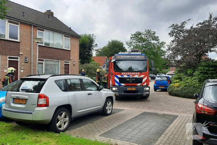 Brandweer doet onderzoek naar mogelijke brand