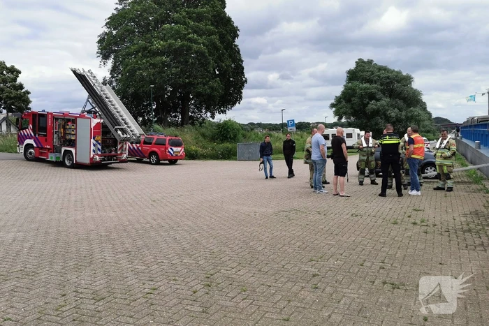 Zoekactie naar hond in Rijn