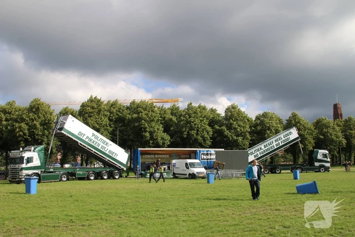 Eerste boeren arriveren op demonstratieterrein