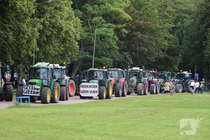 Eerste boeren arriveren op demonstratieterrein