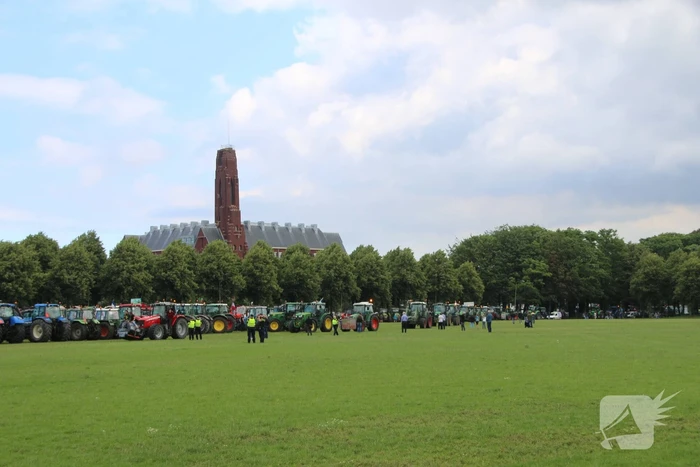 Eerste boeren arriveren op demonstratieterrein