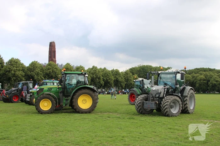 Eerste boeren arriveren op demonstratieterrein