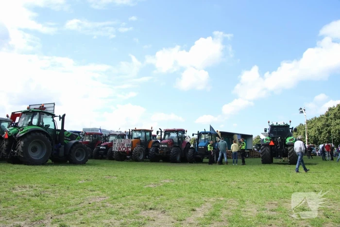 Eerste boeren arriveren op demonstratieterrein