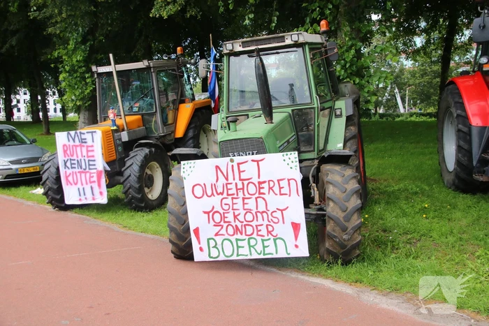 Eerste boeren arriveren op demonstratieterrein